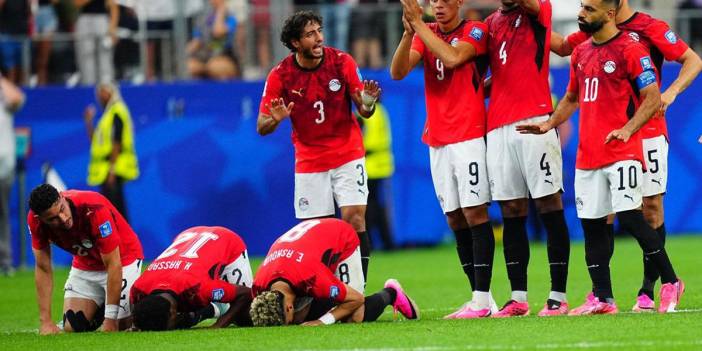 Mısır mutluluktan secdeye kapandı: Avustralya'yı 4-2 mağlup etti!