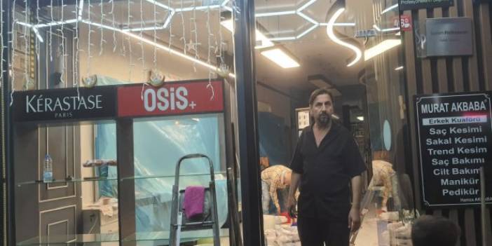 Ünlü Murat Akbaba kuaför salonu çıkan yangında ağır hasar aldı