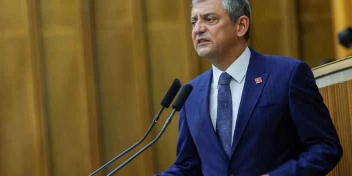 Özgür Özel, Genel Kurul'daki tarihi oturumda konuştu: Yeni Parti "çerçeve yasa" için kararını verdi