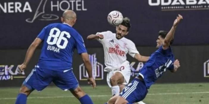 Pendikspor kıyasıya mücadelenin sonunda 1 puana razı oldu: Orfa Yapı Pendikspor 1-1 Bandırmaspor