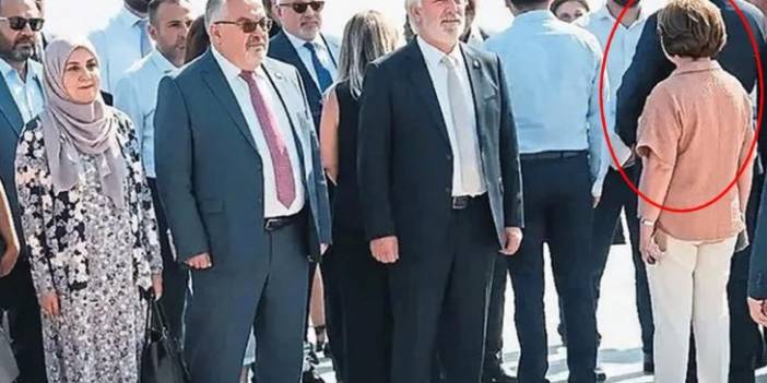 Didim'de protokol krizi: Belediye başkanı sırtını dönerek protesto etti!