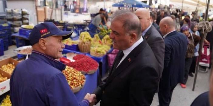 İBB'den Pendik'te saha çalışması: Et Lokantası ve pazarda vatandaşların talepleri dinlendi
