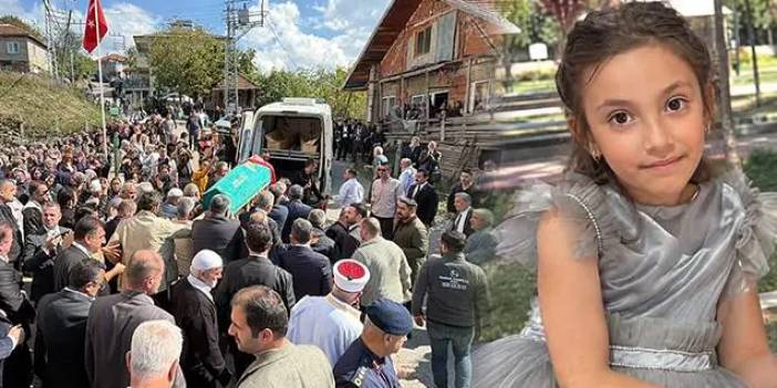 Bartın, okul saldırısında hayatını kaybeden Eslem Sare'sini toprağa verdi
