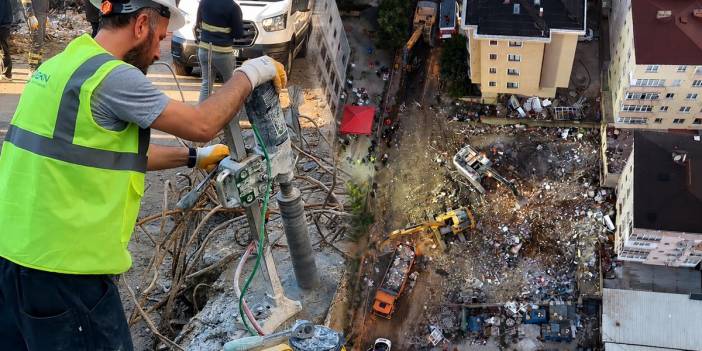 Maltepe’deki çöken binada korkunç detay: 5 kişiye mezar olan betondan deniz kabuğu çıktı!
