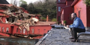 İstanbul Boğazı'nda Yalıya Çarpan Geminin Son Telsiz Konuşmaları Ortaya Çıktı