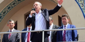 CHP Yöneticileri Muharrem İnce'nin Adaylık Başvurusunu YSK'ya Yaptı