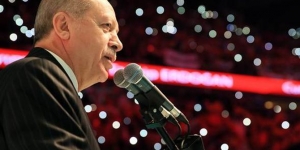 Cumhurbaşkanı Erdoğan seçim manifestosunu açıklıyor! Tüm Türkiye nefesini tuttu!