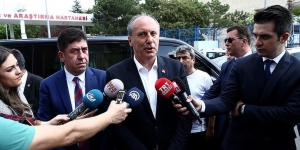 Muharrem İnce' den gençlere 29 Ekim ve 19 Mayıs vaadi; 500 TL burs..