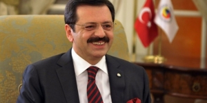 Rıfat Hisarcıklıoğlu kimdir? Aslen nerelidir, kaç yaşındadır?