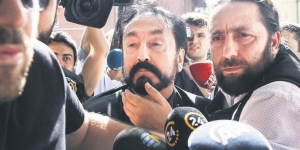 Son Dakika: Adnan Oktar ve ekibi tutuklandı!