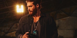 Can Yaman kimdir? Aslen nereli? Kaç yaşında? Kiminle sevgili