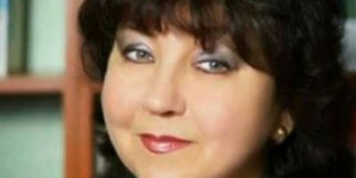 Tatar şarkıcı Fania Khalilova, sahnede şarkı söylerken vefat etti