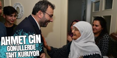 Ahmet Cin gönüllerde taht kuruyor