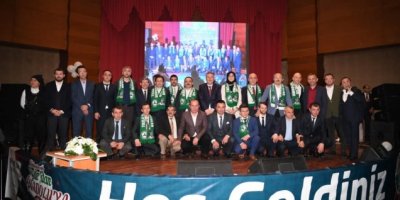 Topal Osman'ın torunları başkan Şadi Yazıcı'yı bağırlarına bastı