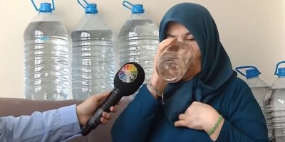 Günde 25 Litre su içiyor! Akıl almaz olay hayret ettirdi