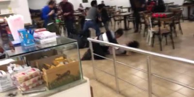 Kavga ihbarı alan polislere sürpriz!