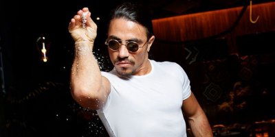 Nusret altından hamburger yaptı