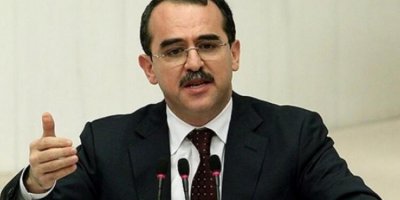 Eski Adalet Bakanı, AK Parti’den istifa etti!