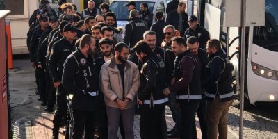 Kocaeli'deki FETÖ operasyonunda yakalanan 28 şüpheliden 18'i adliyede