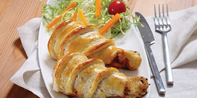 Gelinim Mutfakta Fırında Milföylü Tavuk ve Erişte tarifi