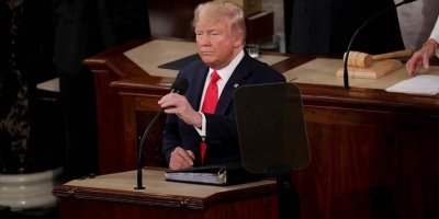 Trump, azil soruşturmasında aklandı