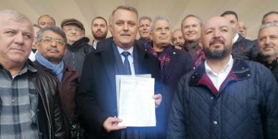 CHP İl Başkanı Bayar, mazbatasını aldı