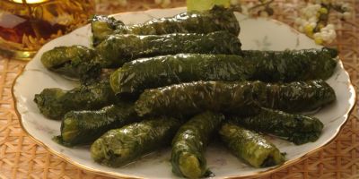 Etli Marul Sarması nasıl yapılır? Gelinim Mutfakta Etli Marul Sarması