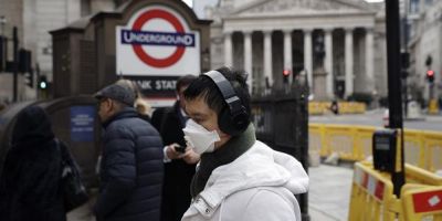 İngiltere'de koronavirüs nedeniyle ölümler 2 bini aştı