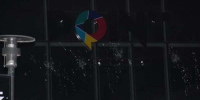 İzmir Bornava'da bir AVM'ye pompalıyla saldırdılar