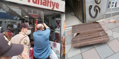 Artvin'de inanılmaz kaza! Çatı kapağının kırdığı camın altında kaldı