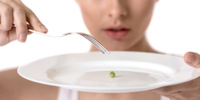 Bulimia hastalığı nedir? Bulimia hastalığı nasıl başlar? Bulimia hastalığı belirtileri