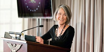 Nobel Edebiyat ödülünün sahibi Louise Gluck oldu