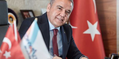 Korona tedavisi gören Muhittin Böcek'ten sevindiren haber!