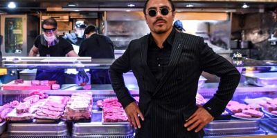 Sosyetik kasap Nusret'ten skandal paylaşım! Bornozla yatağa atlarken cinsel organı göründü