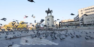 Ankara'da sokağa çıkma yasağına uyuluyor! Ulus meydanı boş kaldı...