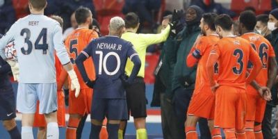 Irkcılık nedeniyle yarıda kalan PSG Başakşehirspor maçı bu gün aynı saatte kaldığı yerden takrar oynanacak