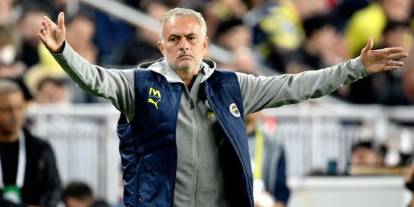 Mourinho yine alay etti! Yorumculara büyük gönderme