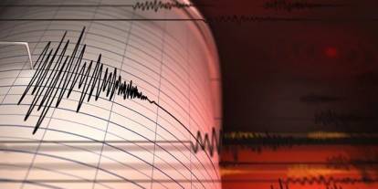 Bu kez Akdeniz sallandı! 4 şiddetindeki deprem panik yarattı