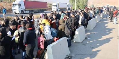 Suriyeliler geri dönmeye başladı, esnaf ne yapacağını şaşırdı! ''Yabancılar gitsin dediniz, gittiler. Şimdi 2 kişiyle iş yapıyoruz''