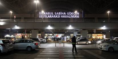 Sabiha Gökçen Havalimanı'nda uyuşturucu operasyonu: Midesinden uyuşturucu dolu kapsüller çıkan zanlı tutuklandı!