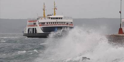 Son dakika: Çanakkale' bazı feribot seferleri iptal edildi!