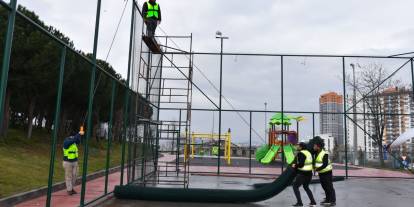 Pendik Belediyesi ekiplerinden hummalı çalışma: Çınardere Kayalı Tepe Parkı Yenileniyor...