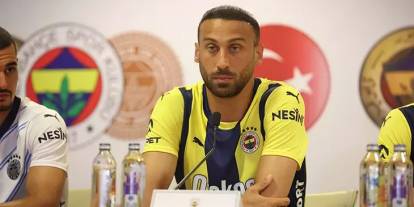 Cenk Tosun, Fenerbahçe'ye veda mı ediyor: Tosun Japonya yolcusu mu? İşte, önemli ayrıntılar...