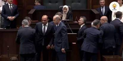 Konya Milletvekili ve 4 belediye başkanı partisinden istifa etti: Peş peşe AK Parti'ye katıldılar!