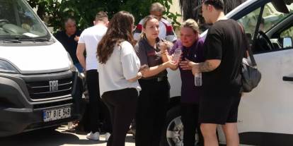 Komşular aracını tamir ediyor zannetti: Ölüsünü buldular!