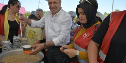 CHP Pendik İlçe Başkanlığı’ndan 5000 Kişilik Aşure İkram Eti