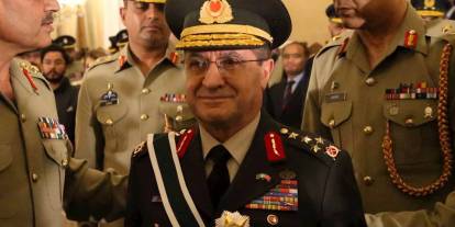 Genel Kurmay Başkanı Orgeneral Selçuk Bayraktaroğlu kimdir, nerelidir kaç yaşındadır eğitimi ve askerlik kariyeri nedir?