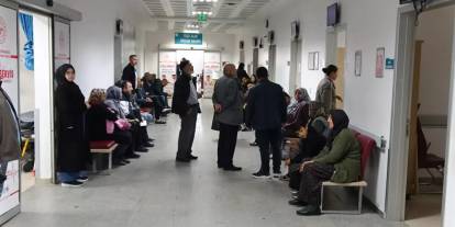 Acil servisler doldu taştı: Mevsim dönüşü 'Covid' yine hortladı!