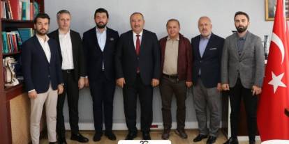 PESİAD İlçe Milli Eğitim Müdürü Ertan Saygın'ı Ziyaret Etti