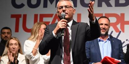 KKTC'nin yeni lideri Tufan Erhürman'dan kritik açıklamalar: Ziyaret edeceği ilk ülkeyi açıkladı